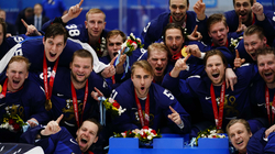 Finlanda i gëzohet të artës së parë olimpike në hokej mbi akull