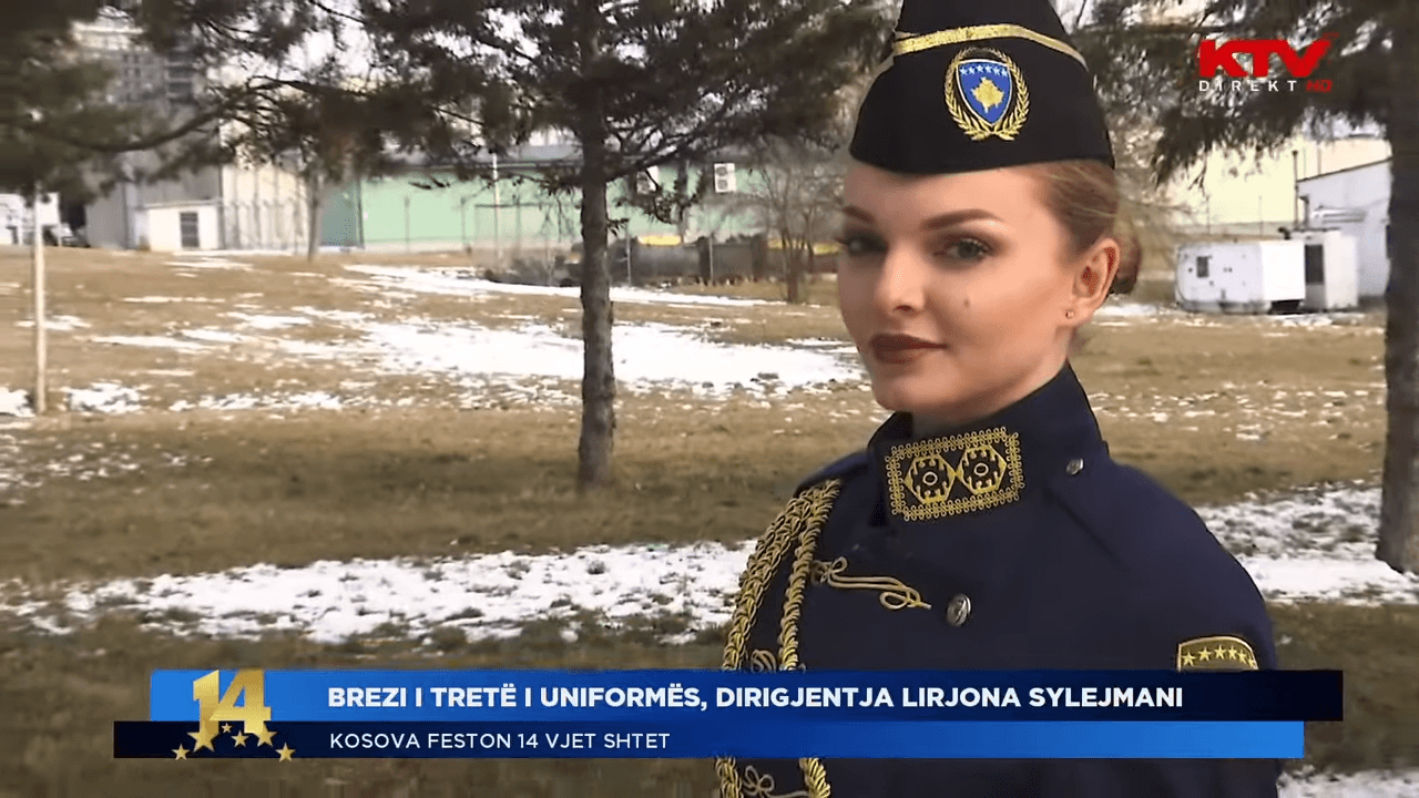 Brezi i tretë i uniformës, dirigjentja Lirjona Sylejmani
