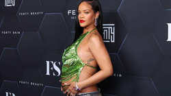 Rihanna premton muzikë të re për fansat, pavarësisht shtatzënisë
