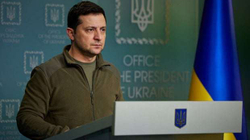 Zelensky e akuzon Rusinë për krime lufte