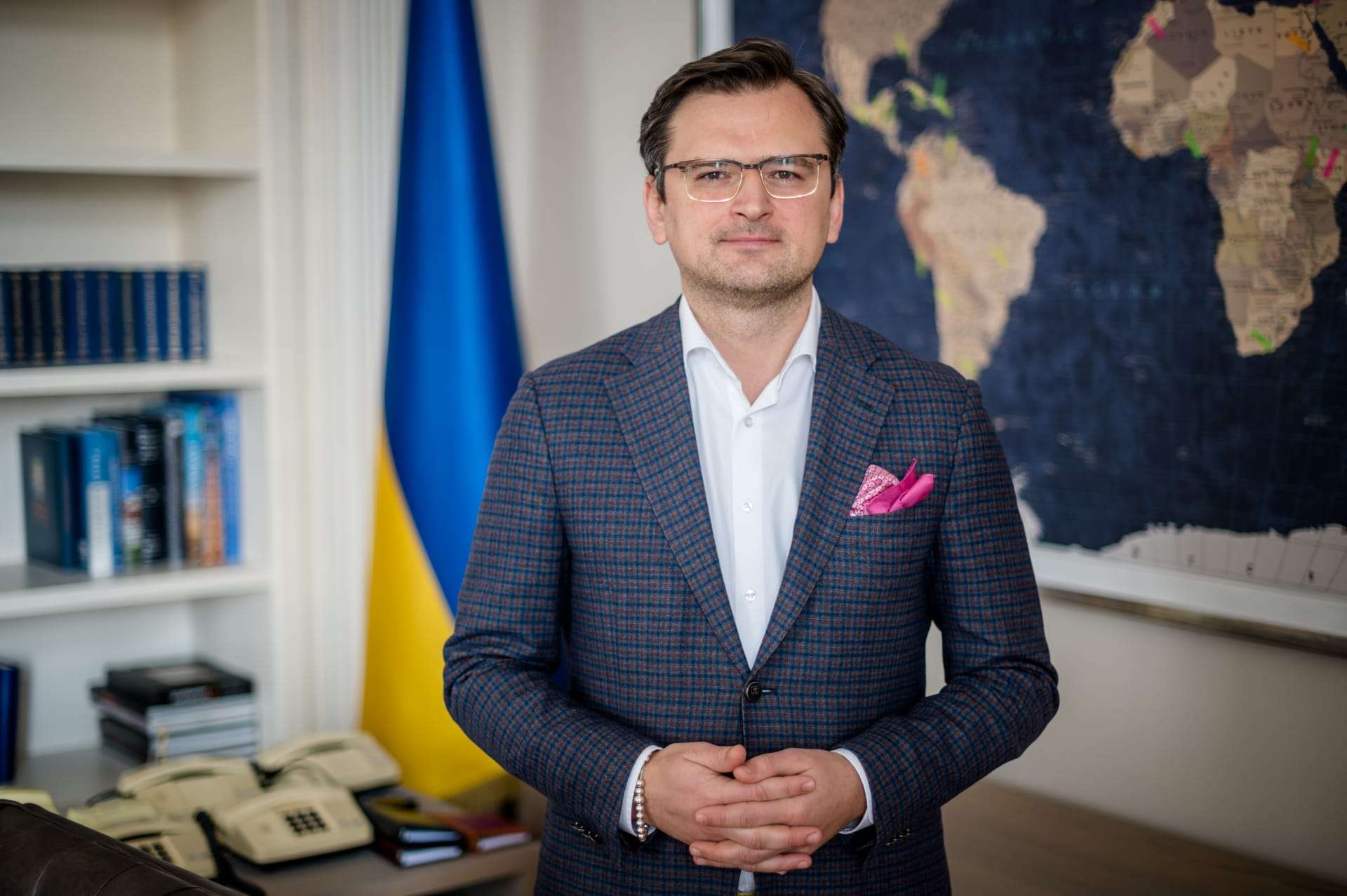 Ministri i Jashtëm i Ukrainës: Rusia po tenton të ushtrojë presion