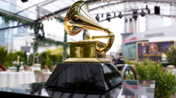 Çmimet Grammy: Omicroni shtyn natën më të madhe të muzikës