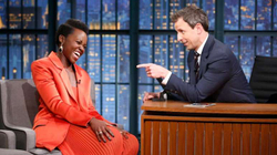 Prezantuesi Seth Meyers dhe aktorja Lupita Nyong’o kanë rezultuar pozitivë me COVID-19