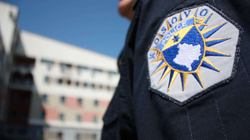 Një burrë sulmohet nga një grua në veri të Mitrovicës, tentoi ta godasë me thikë