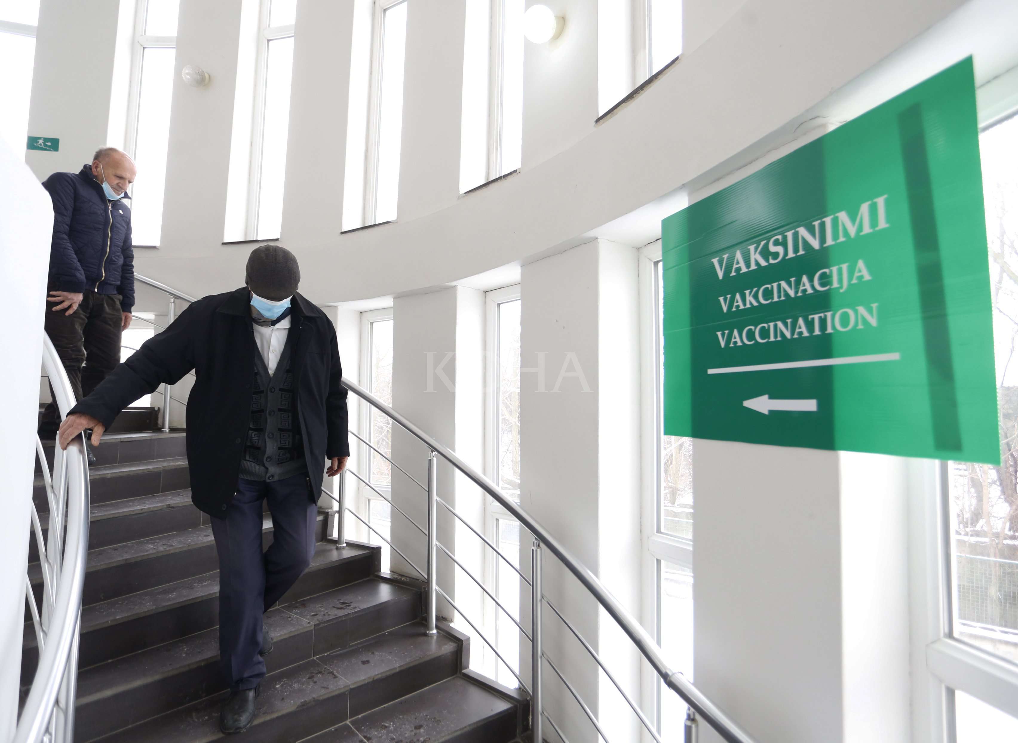 Vaksinimi në Kosovë: Mbi 27 mijë doza përforcuese e mbi 2,000 doza të treta