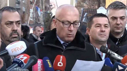 Vuçiqi e Rakiqi paralajmërojnë pasoja për Kosovën pas ndalimit të referendumit