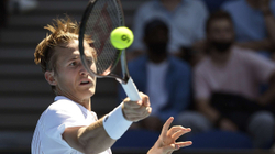 Nis “Australian Open”, debutuesi Korda eliminon bartësin e 12-të