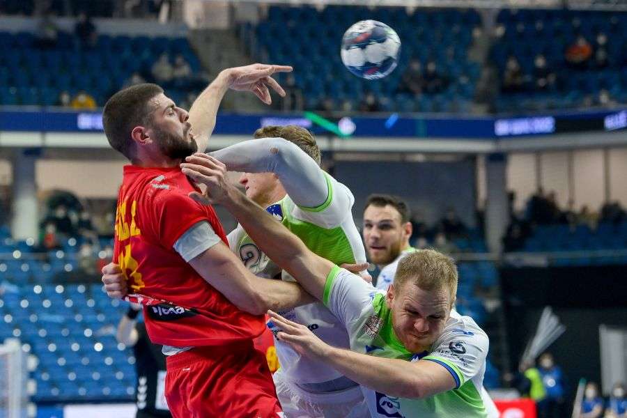 Mali i Zi - hendboll