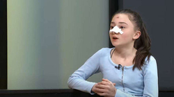 12-vjeçarja që u sulmua nga qentë endacakë në Prishtinë kërkon zgjidhje nga Komuna