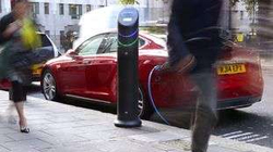 Rritet për 37% numri i karikuesve për vetura elektrike në Britani