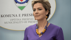 Kryetarja e Preshevës fton Qeverinë të lehtësojë masat për hyrjen në Kosovë