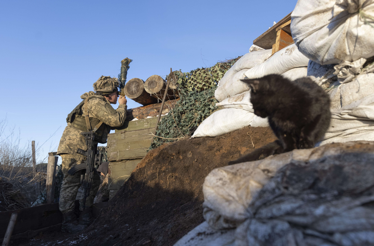 Albanian in the Ukrainian army ready for war with Russia 