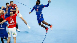 Franca me rikthim të madh, kalon në gjysmëfinale
