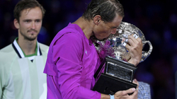 Nadal i emocionuar pas triumfit në “Australian Open”