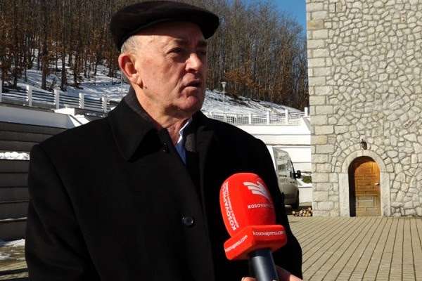 Vëllai i Zahir Pajazitit kujton ditën kur morën lajmin për vdekjen e heroit