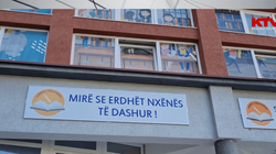 Komuna e Prizrenit kritikohet nga opozita për politizim të arsimit
