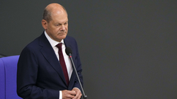 Scholzi e quan parti ruse AFD-në, paralajmëron pavarësi energjetike nga Rusia
