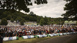 Varrosen pesëdhjetë viktima të Srebrenicës, 27 vjet pas gjenocidit