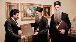 Abazoviqi insiston se Marrëveshja me kishën serbe s’përbën tradhti, akuzohet për “lidhje me Beogradin”