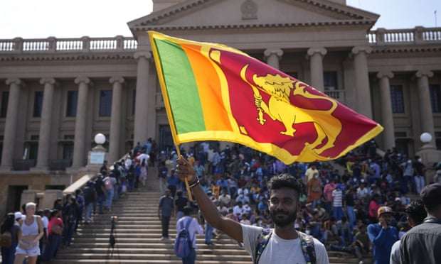 Sri-Lanka përballet me trazira, presidenti ikën pa u dorëhequr