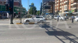 Aksident mes dy veturave në Prishtinë, lëndohen pesë persona