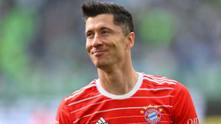 Lewandowski shpreson që t’i rregullojë raportet me Bayernin