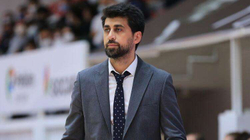 Peja me trajner turk dhe me disa përforcime vendore