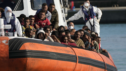 Rreth 1200 emigrantë zbarkuan në Itali brenda një dite