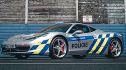 Policia çeke e kthen Ferrarin e konfiskuar nga kriminelët në veturë patrullimi