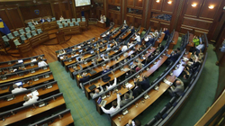 Pesë orë debat shterpë