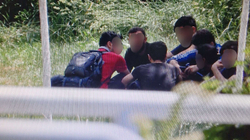 Policia e Kosovës godet grupin e dyshuar për trafikim me emigrantë, 18 të arrestuar