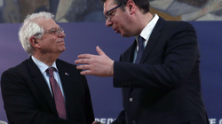 Borrell e thërret Vuçiqin, flasin për “punë të rëndësishme” të Ballkanit e BE-së