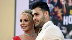 Britney Spears martohet me Sam Asgharin
