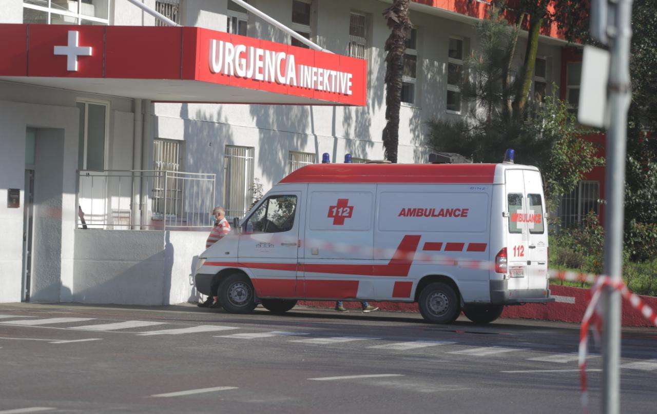Rriten rastet me COVID-19 në Shqipëri, 113 u shënuan të enjten