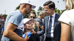 Qeveria e Holandës u kërkon falje ushtarëve që shërbyen në Srebrenicë