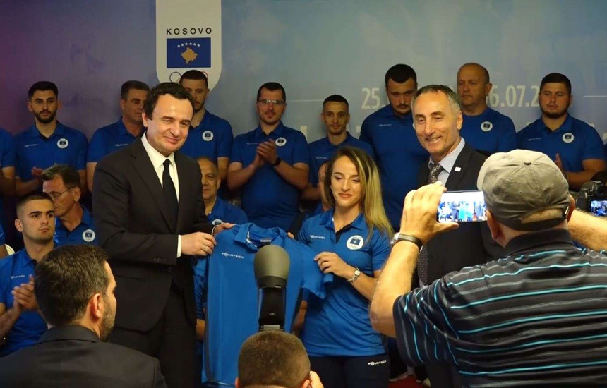 Ekipi i Kosoves ne Lojerat Mesdhetare - ceremonia e prezantimit - Albin Kurti