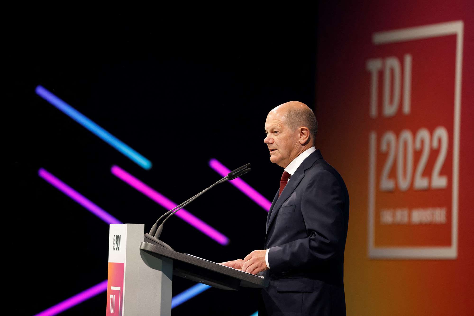 Scholz: Gjermania do ta furnizojë Ukrainën me armë për aq sa ka nevojë