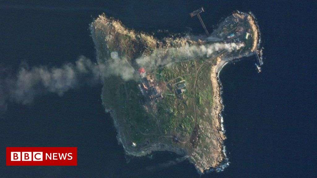 Ukraina pretendon se me sulme ajrore ka goditur shënjestrat ruse në Ishullin e Gjarprit