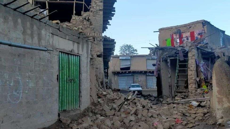 Shkon në mbi 1000 numri i të vdekurve nga tërmeti në Afganistan