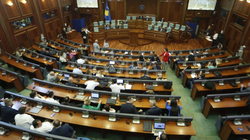 Nis seanca, në rend dite tërheqja nga Trusti