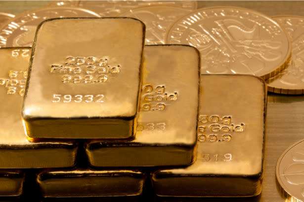 Zvicra po gjurmon importimin e arit rus me vlerë 200 milionë dollarë