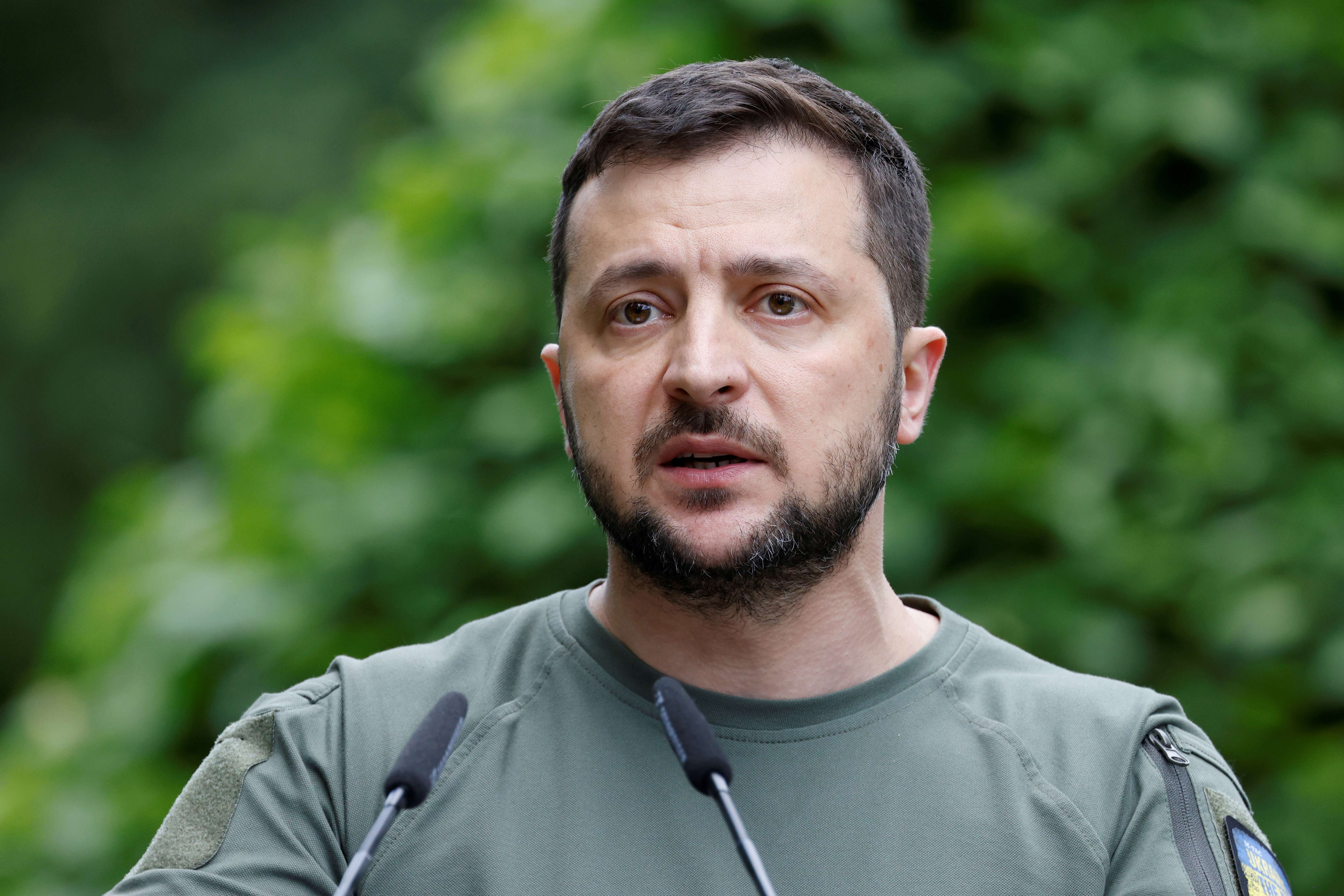 Zelensky sot i drejtohet G7-s, do të kërkojë më shumë armë të rënda