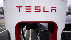 Tesla e papërgatitur për t’i kthyer punonjësit në zyra