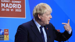 Johnson: Ukraina s’duhet të detyrohet të pranojë “paqe të keqe”