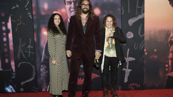 Jason Momoa vazhdon të jetë baba i përkushtuar
