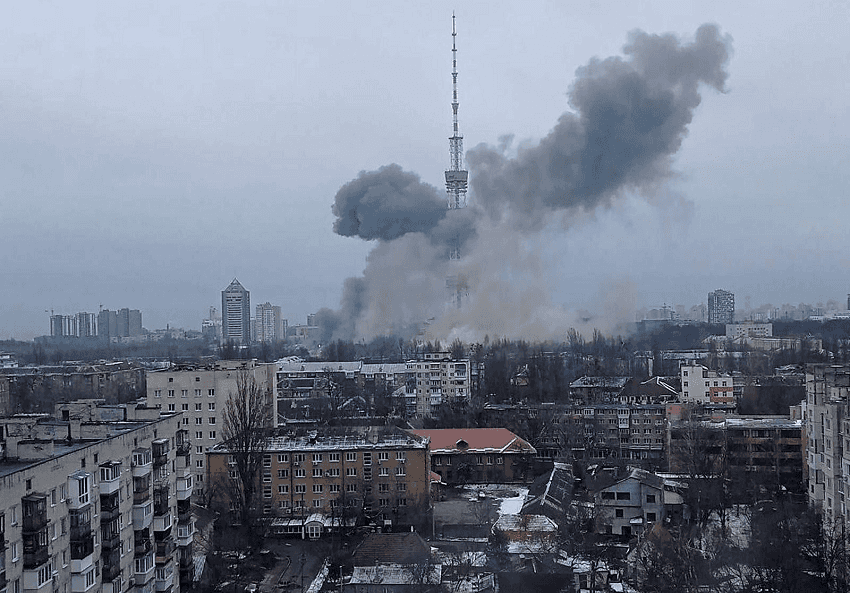 Momenti kur Zelensky mori vesh se ishte goditur memoriali për Holokaustin