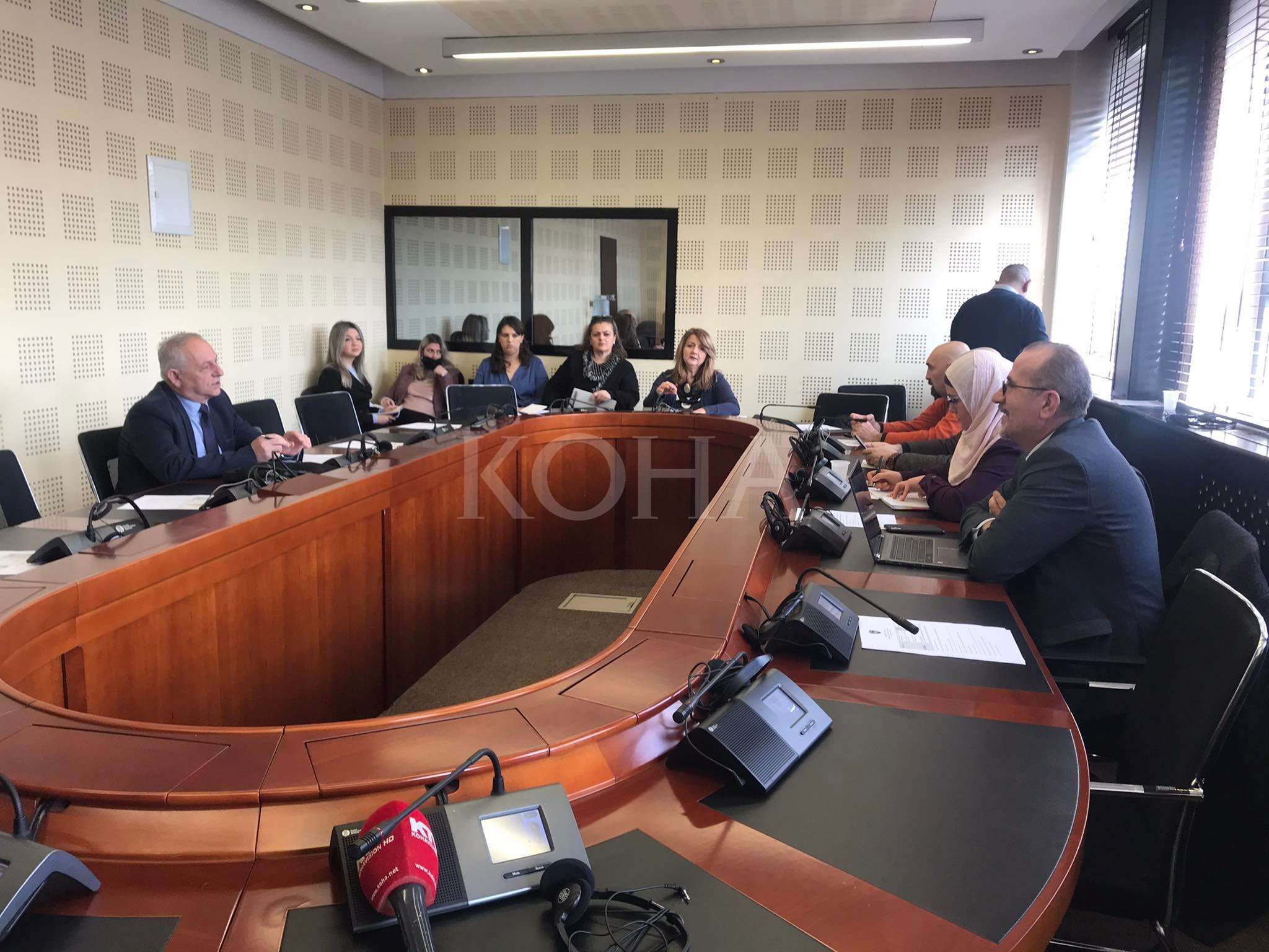 Haxhiu: Afro 20 mijë operacione janë bërë më pak në SHSKUK në vitin 2021