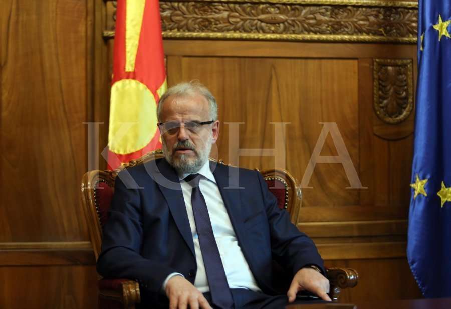 Talat Xhaferi nis të premten vizitën në Kosovë