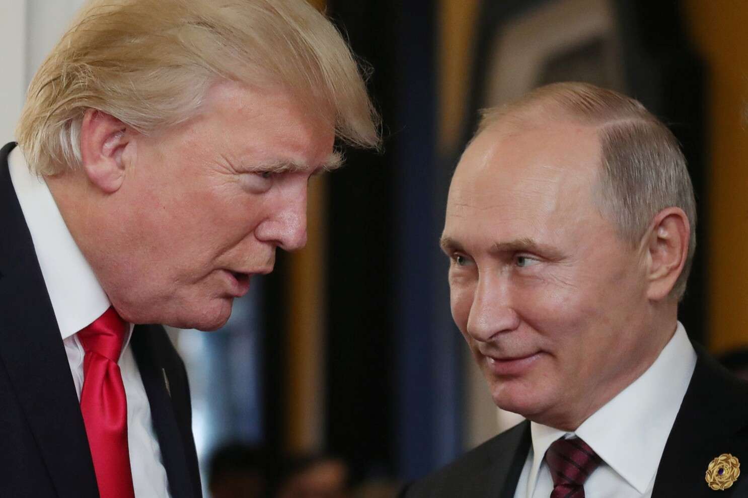 Bolton: Putini po priste që Trumpi ta largonte SHBA-në nga NATO para se ta pushtonte Ukrainën