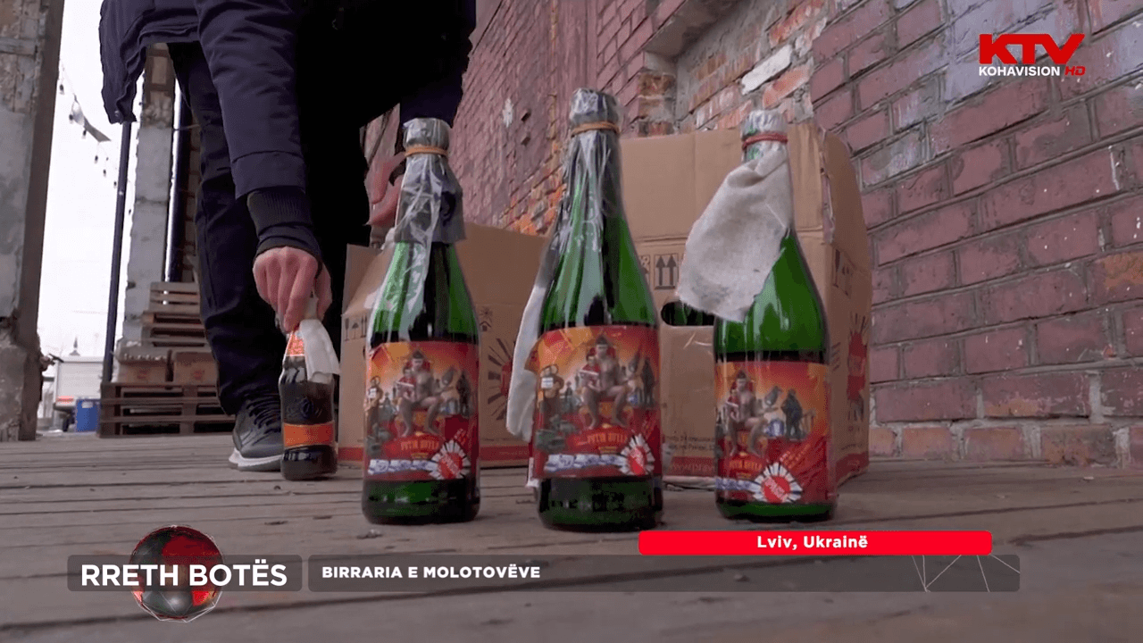 Birraria ukrainase prodhon molotovë me fotografinë e Putinit të zhveshur